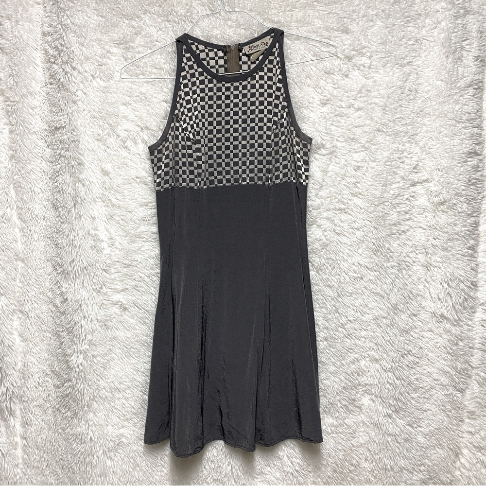 ✨ 90’s Pleated Checkered Halter Dress ✨